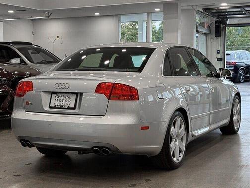 2005 Audi S4 4.2 quattro