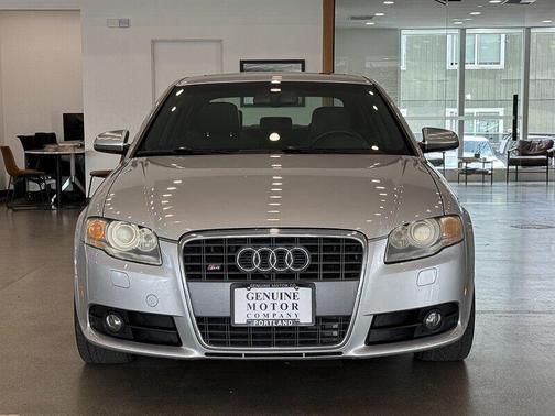 2005 Audi S4 4.2 quattro