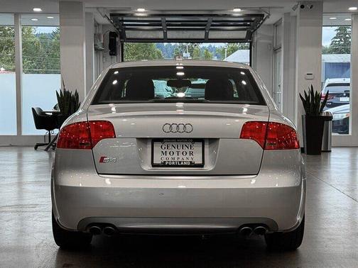 2005 Audi S4 4.2 quattro