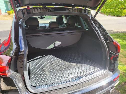 2018 Porsche Cayenne Platinum Edition