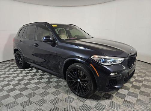 Carbon Black Metallic 2020 BMW X5 xDrive40i