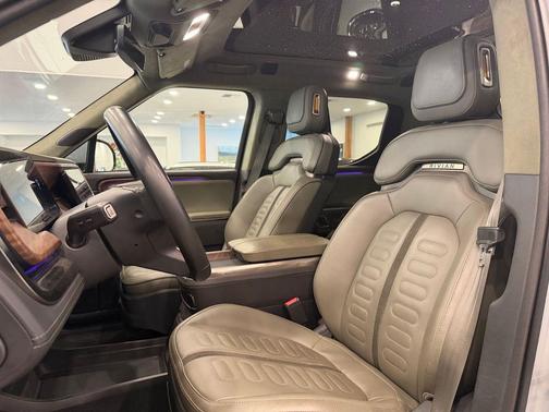 2023 Rivian R1T Adventure Quad Motor Large Pack