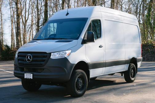 2025 Mercedes-Benz Sprinter 2500 Standard Roof