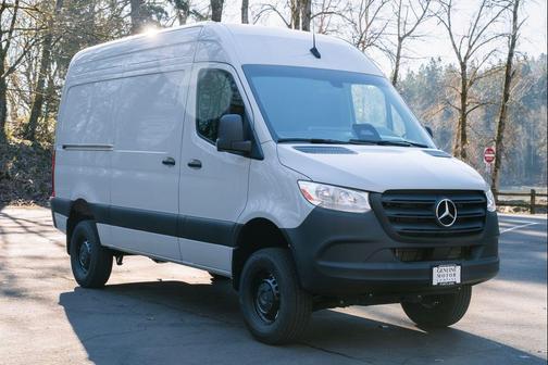 2025 Mercedes-Benz Sprinter 2500 Standard Roof
