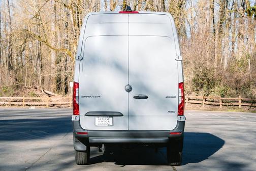 2025 Mercedes-Benz Sprinter 2500 Standard Roof