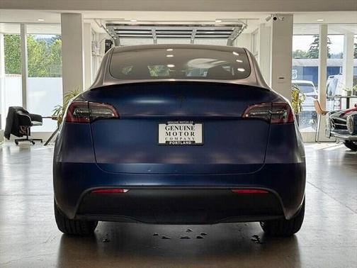 2023 Tesla Model Y Performance Dual Motor All-Wheel Drive