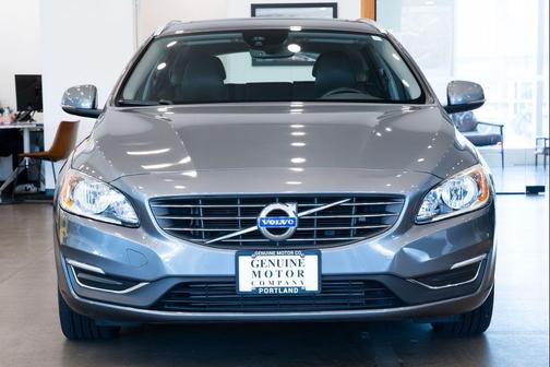 2017 Volvo V60 T5 Premier