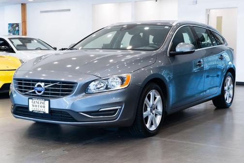 2017 Volvo V60 T5 Premier