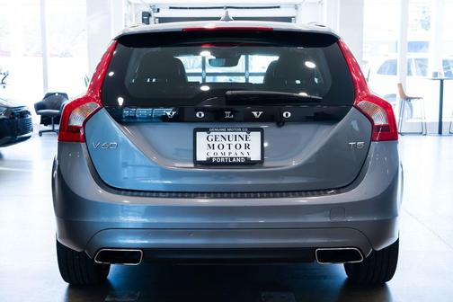 2017 Volvo V60 T5 Premier