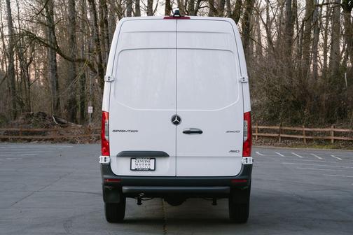 2025 Mercedes-Benz Sprinter 2500 Standard Roof