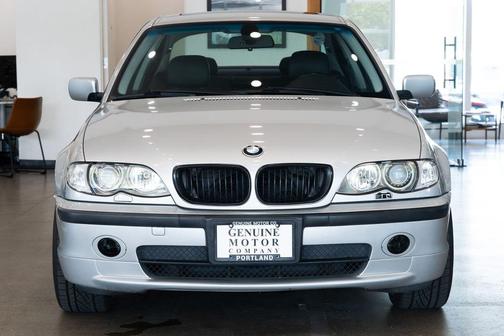 Titanium Silver Metallic 2003 BMW 330 xi