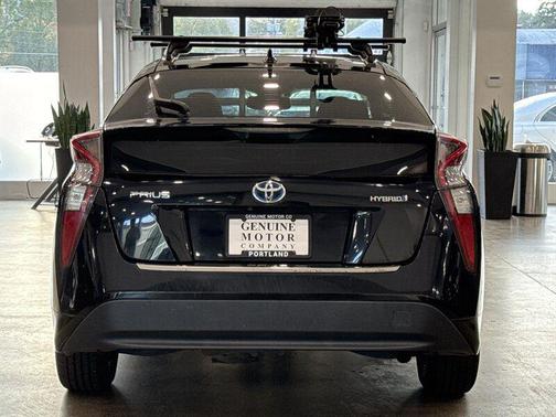 2016 Toyota Prius Four