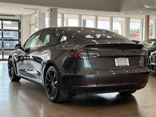 2018 Tesla Model 3 Performance