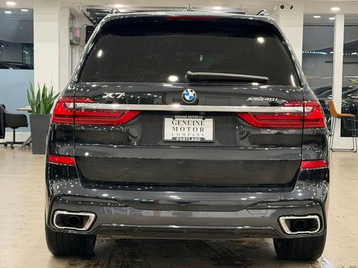 2022 BMW X7 xDrive40i