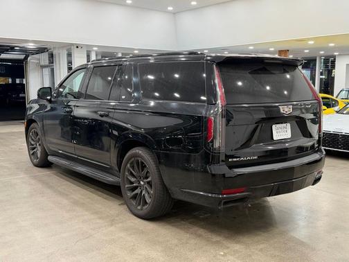 2021 Cadillac Escalade ESV Sport