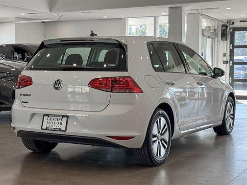 2016 Volkswagen e-Golf SE