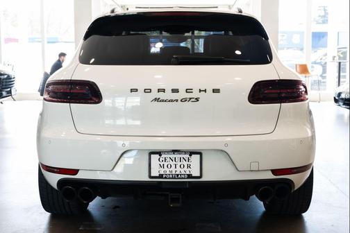 Carmine Red 2017 Porsche Macan Macan GTS