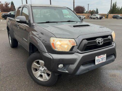 2013 Toyota Tacoma Base
