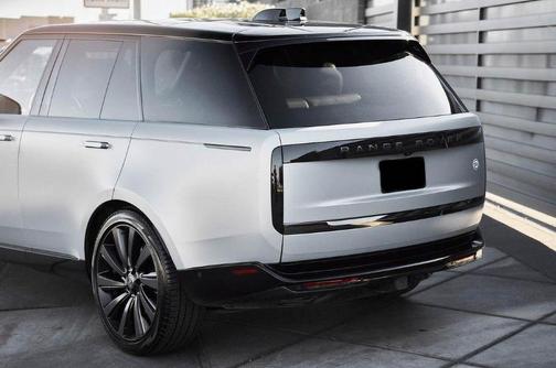 2023 Land Rover Range Rover SV