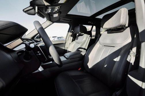 2023 Land Rover Range Rover SV