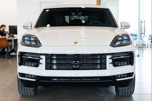2024 Porsche Cayenne Cayenne