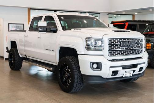 2018 GMC Sierra 2500 Denali