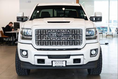 2018 GMC Sierra 2500 Denali