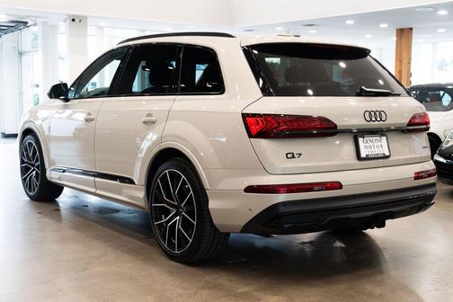 2023 Audi Q7 55 Prestige