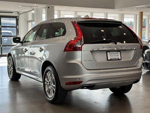 2016 Volvo XC60 T5 Drive-E Platinum