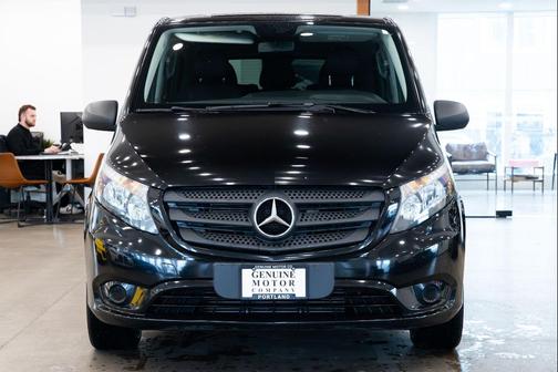 2017 Mercedes-Benz Metris Base