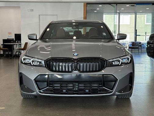 2023 BMW 330 xDrive