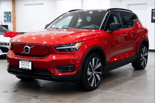 2022 Volvo XC40 Recharge Pure Electric P8 Twin Plus
