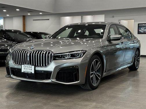2021 BMW 750 i xDrive