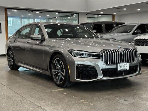 2021 BMW 750 i xDrive
