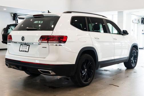 2022 Volkswagen Atlas 3.6L SE w/Technology