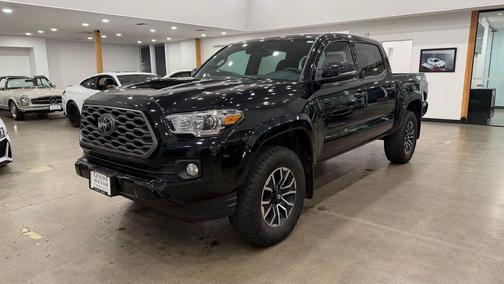2021 Toyota Tacoma TRD Sport