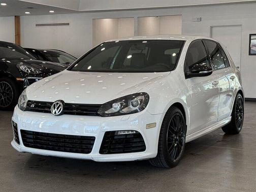 2012 Volkswagen Golf R 4-Door