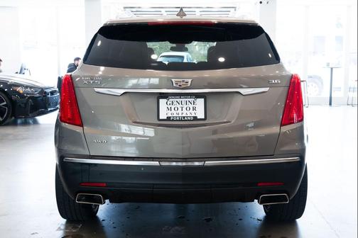 2017 Cadillac XT5 Luxury