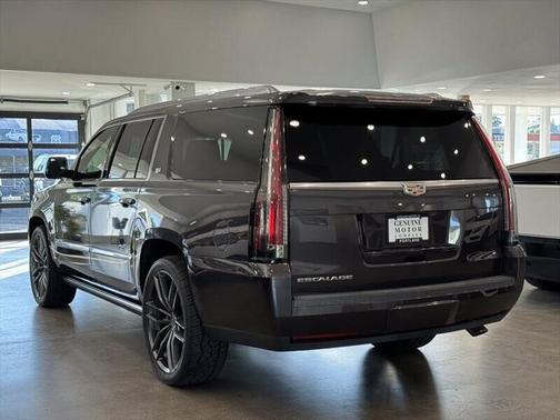 2016 Cadillac Escalade ESV Platinum