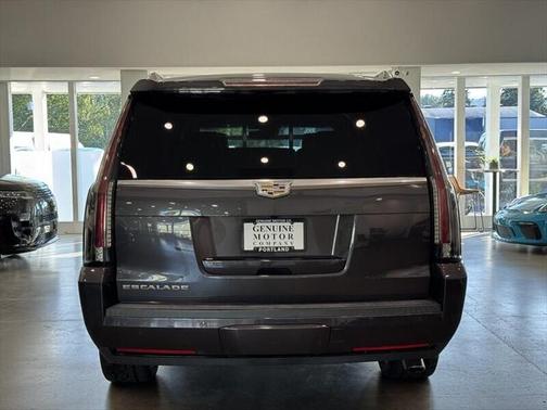 2016 Cadillac Escalade ESV Platinum