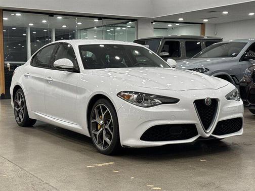 2018 Alfa Romeo Giulia Ti Sport