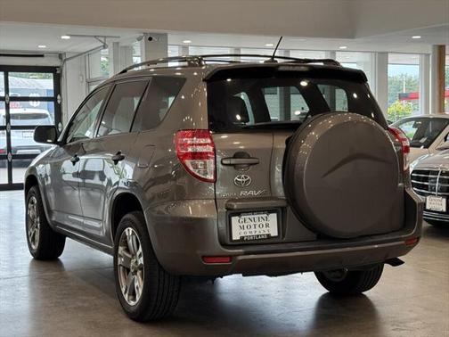 2009 Toyota RAV4 Base