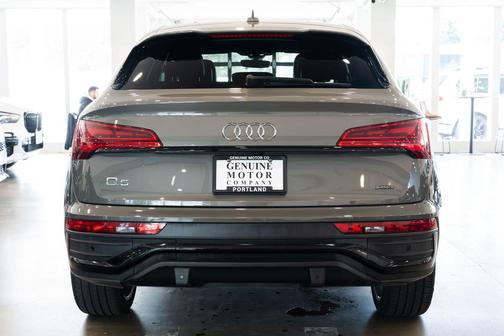 2023 Audi Q5 45 S line Premium Plus