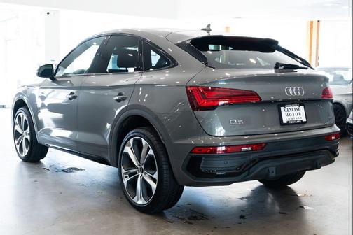 2023 Audi Q5 45 S line Premium Plus