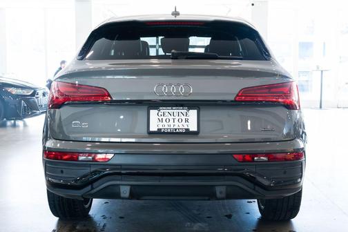 2023 Audi Q5 45 S line Premium Plus