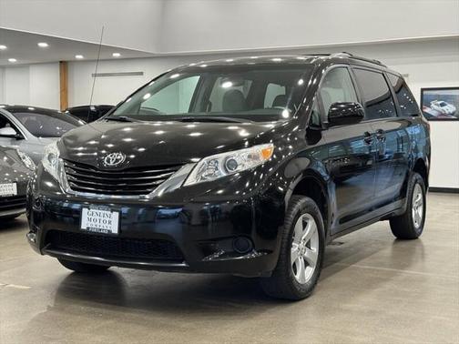 2012 Toyota Sienna LE