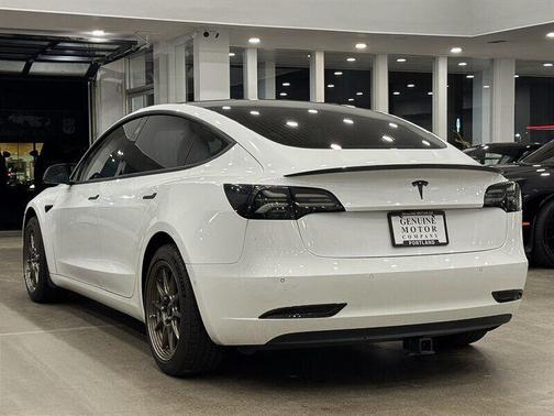 2019 Tesla Model 3 Mid Range
