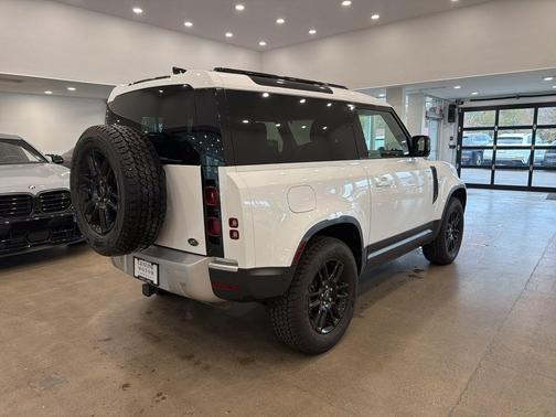 2021 Land Rover Defender 90 S