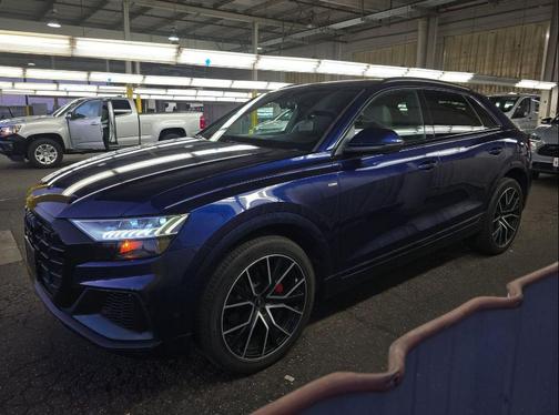 2021 Audi Q8 55 Premium Plus