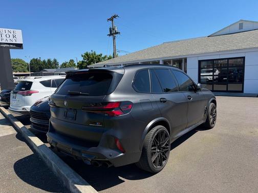 Black Sapphire Metallic 2025 BMW X5 M Base